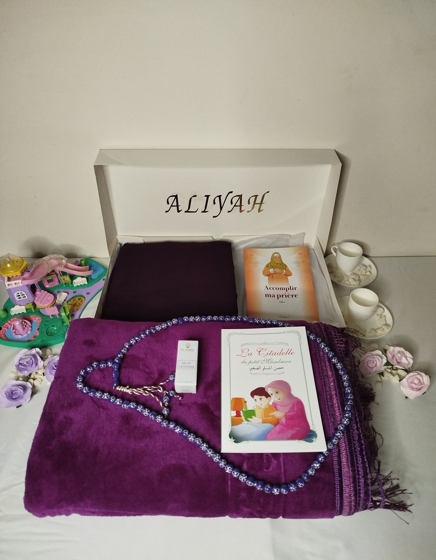 Coffret confort personnalisé prière pour fille jilbab 2 pièces tapis de prière personnalisable citadelle du petit musulman le livre apprendre la prière t