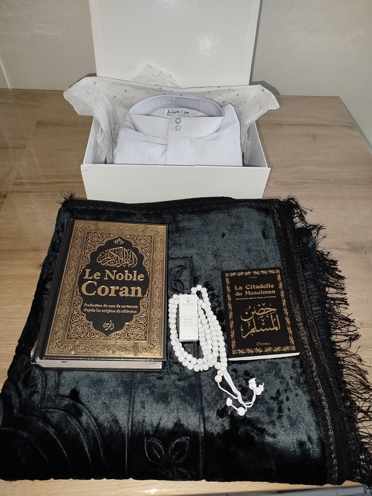 Coffret prière personnalisé complet homme qamis, tapis de prière